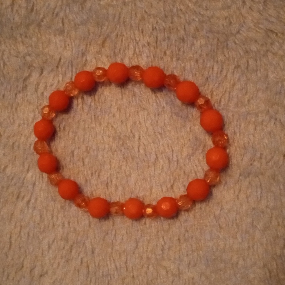 Handmade fun summertime minimalist orange iridescent & faceted beaded bracelet